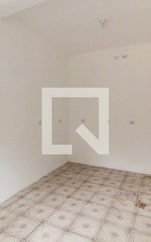 Casa para alugar com 100m², 2 quartos e sem vaga Casa para alugar com 100m², 2 quartos e sem vagaSala/Quarto 1