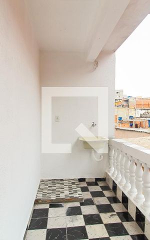 Casa para alugar com 100m², 2 quartos e sem vaga Casa para alugar com 100m², 2 quartos e sem vagaÁrea de Serviço