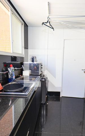 Apartamento à venda com 158m², 4 quartos e 2 vagas Apartamento à venda com 158m², 4 quartos e 2 vagasÁrea de Serviço