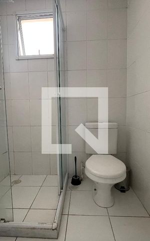 Apartamento à venda com 71m², 3 quartos e 1 vaga Apartamento à venda com 71m², 3 quartos e 1 vagaBanheiro da Suíte
