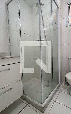 Apartamento à venda com 71m², 3 quartos e 1 vaga Apartamento à venda com 71m², 3 quartos e 1 vagaBanheiro Social