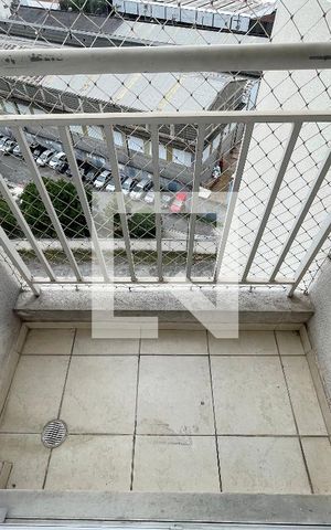 Apartamento à venda com 71m², 3 quartos e 1 vaga Apartamento à venda com 71m², 3 quartos e 1 vagaSuíte varanda