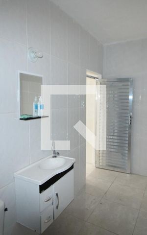 Casa para alugar com 100m², 2 quartos e sem vagaBanheiro