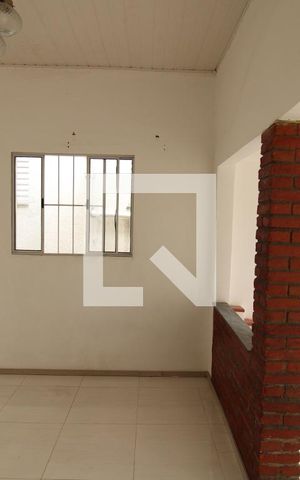 Casa para alugar com 100m², 2 quartos e sem vagaÁrea Comum