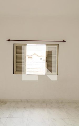 Casa para alugar com 100m², 2 quartos e sem vagaQuarto 1