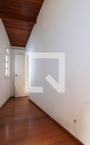 Casa à venda com 320m², 4 quartos e 5 vagasQuarto 3