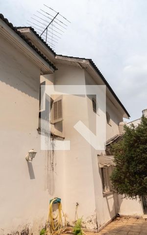 Casa à venda com 320m², 4 quartos e 5 vagasQuintal
