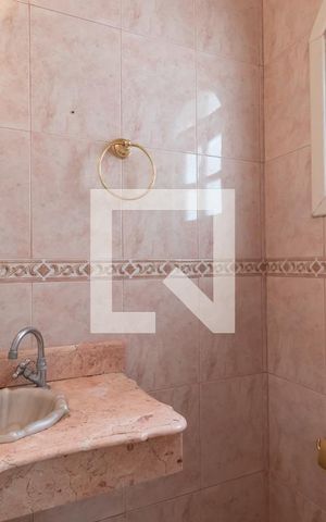 Casa à venda com 320m², 4 quartos e 5 vagasLavabo