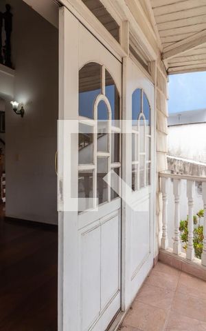 Casa à venda com 320m², 4 quartos e 5 vagasVaranda da Sala