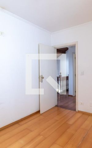 Casa à venda com 320m², 4 quartos e 5 vagasQuarto 2