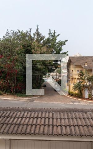 Casa à venda com 320m², 4 quartos e 5 vagasVista da Varanda da Sala