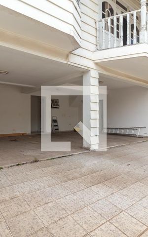 Casa à venda com 320m², 4 quartos e 5 vagasGaragem