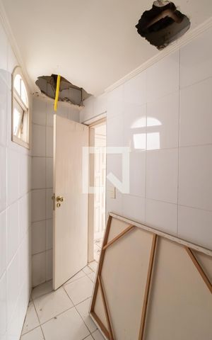 Casa à venda com 320m², 4 quartos e 5 vagasDepósito