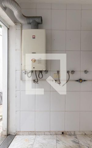 Casa à venda com 320m², 4 quartos e 5 vagasÁrea de Serviço