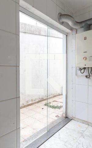 Casa à venda com 320m², 4 quartos e 5 vagasÁrea de Serviço