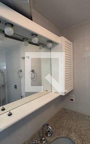 Apartamento à venda com 118m², 3 quartos e 2 vagasBanheiro da suite