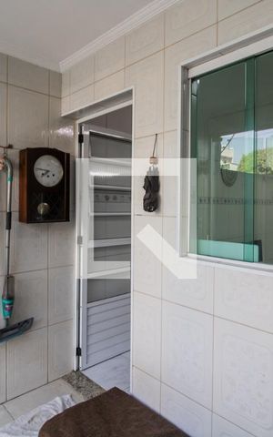 Casa à venda com 172m², 3 quartos e 4 vagas Casa à venda com 172m², 3 quartos e 4 vagasÁrea de Serviço