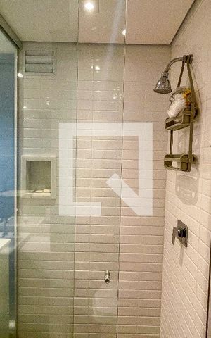 Apartamento à venda com 57m², 1 quarto e 1 vaga Apartamento à venda com 57m², 1 quarto e 1 vagaBanheiro da Suíte