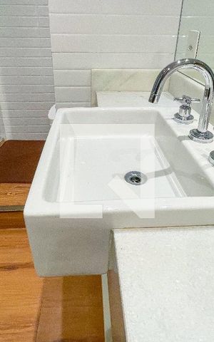 Apartamento à venda com 57m², 1 quarto e 1 vaga Apartamento à venda com 57m², 1 quarto e 1 vagaBanheiro da Suíte