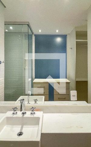 Apartamento à venda com 57m², 1 quarto e 1 vaga Apartamento à venda com 57m², 1 quarto e 1 vagaBanheiro da Suíte