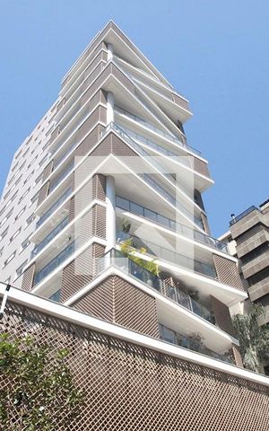 Apartamento à venda com 221m², 3 quartos e 3 vagasFachada