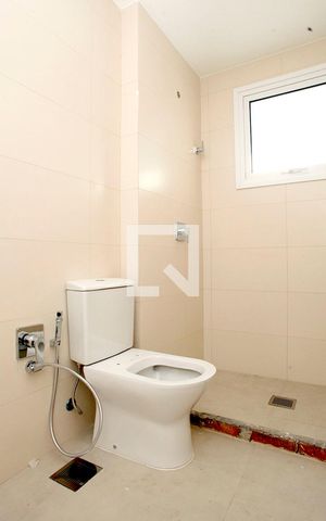 Apartamento à venda com 221m², 3 quartos e 3 vagasBanheiro Quarto 2 Suíte