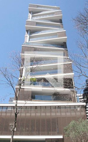 Apartamento à venda com 221m², 3 quartos e 3 vagasFachada