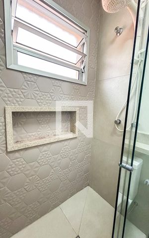 Casa à venda com 125m², 3 quartos e 2 vagas Casa à venda com 125m², 3 quartos e 2 vagasBanheiro