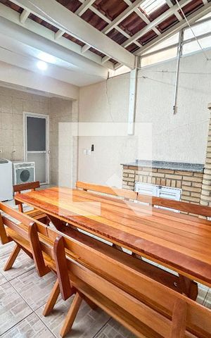 Casa à venda com 125m², 3 quartos e 2 vagas Casa à venda com 125m², 3 quartos e 2 vagasÁrea comum