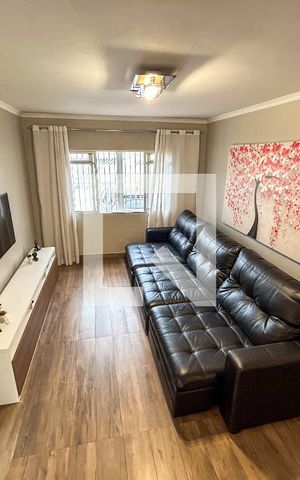 Casa à venda com 125m², 3 quartos e 2 vagas Casa à venda com 125m², 3 quartos e 2 vagasSala
