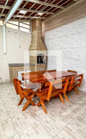 Casa à venda com 125m², 3 quartos e 2 vagas Casa à venda com 125m², 3 quartos e 2 vagasÁrea comum