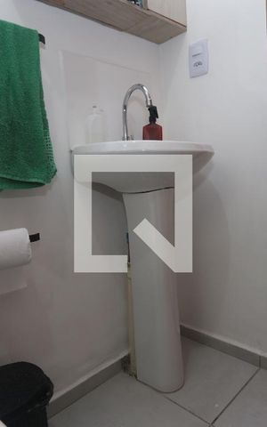 Apartamento para alugar com 42m², 2 quartos e sem vagaBanheiro