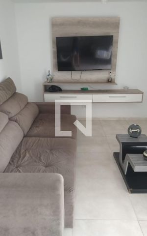 Apartamento à venda com 130m², 3 quartos e 3 vagas Apartamento à venda com 130m², 3 quartos e 3 vagasSala