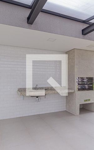 Apartamento à venda com 46m², 2 quartos e 1 vaga Apartamento à venda com 46m², 2 quartos e 1 vagaÁrea comum - Churrasqueira