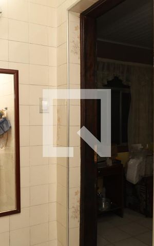Casa à venda com 316m², 4 quartos e 1 vagaBanheiro 4 - (Salão de festas)