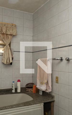 Casa à venda com 316m², 4 quartos e 1 vagaBanheiro 2 - (Quarto 3)