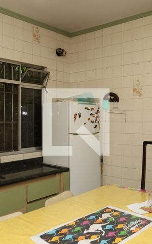 Casa à venda com 316m², 4 quartos e 1 vagaCozinha