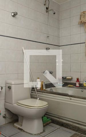 Casa à venda com 316m², 4 quartos e 1 vagaBanheiro 2 - (Quarto 3)
