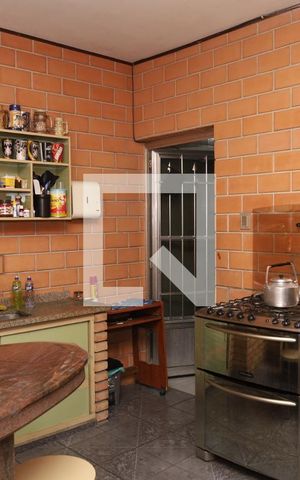 Casa à venda com 316m², 4 quartos e 1 vagaCozinha - Área gourmet