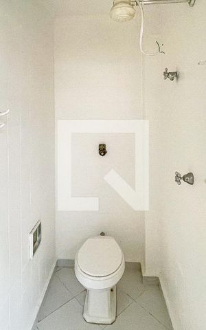 Apartamento à venda com 137m², 2 quartos e 1 vaga Apartamento à venda com 137m², 2 quartos e 1 vagaBanheiro de serviço
