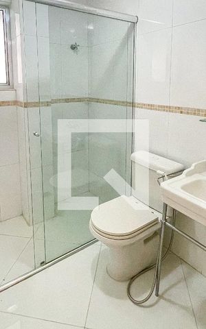 Apartamento à venda com 137m², 2 quartos e 1 vaga Apartamento à venda com 137m², 2 quartos e 1 vagaBanheiro