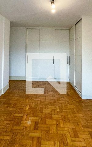 Apartamento à venda com 137m², 2 quartos e 1 vaga Apartamento à venda com 137m², 2 quartos e 1 vagaSuíte