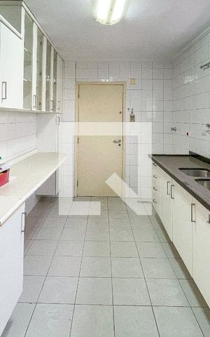 Apartamento à venda com 137m², 2 quartos e 1 vaga Apartamento à venda com 137m², 2 quartos e 1 vagaCozinha