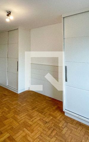 Apartamento à venda com 137m², 2 quartos e 1 vaga Apartamento à venda com 137m², 2 quartos e 1 vagaSuíte
