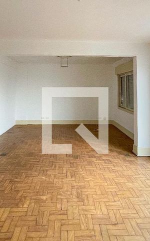 Apartamento à venda com 137m², 2 quartos e 1 vaga Apartamento à venda com 137m², 2 quartos e 1 vagaSala