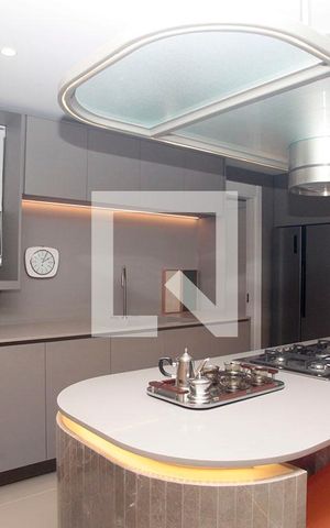 Apartamento à venda com 198m², 3 quartos e 1 vagaCozinha