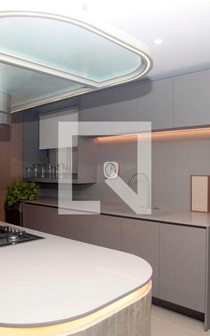 Apartamento à venda com 198m², 3 quartos e 1 vagaCozinha