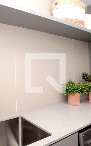 Apartamento à venda com 198m², 3 quartos e 1 vagaÁrea de Serviço