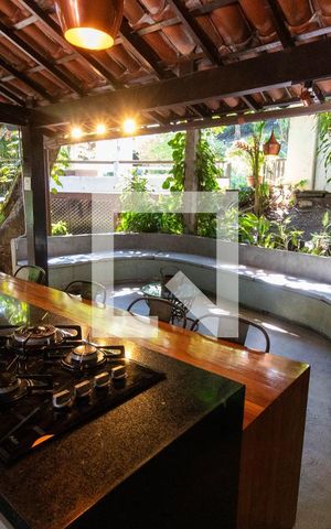 Casa à venda com 4700m², 8 quartos e 6 vagasÁrea gourmet