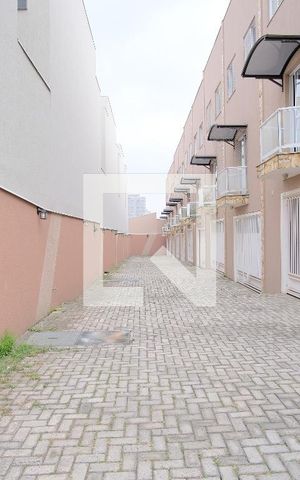 Casa de condomínio à venda com 130m², 3 quartos e 2 vagasÁrea comum